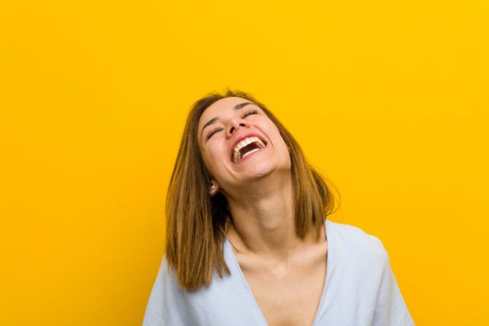 10 Facial Exercises To Get Rid Of Laugh Lines